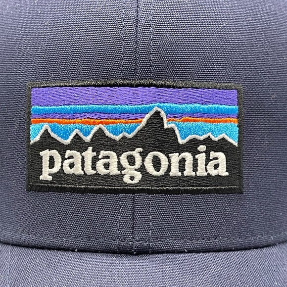 Patagonia Mesh Back Trucker Hat - Rare - Picture 4 of 7